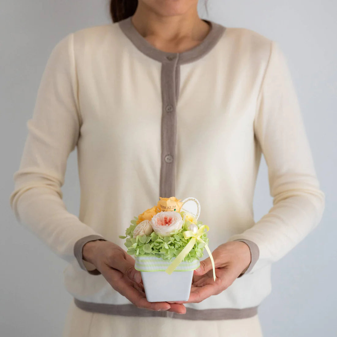 花びらメッセージ パステルプリザーブドフラワーアレンジ