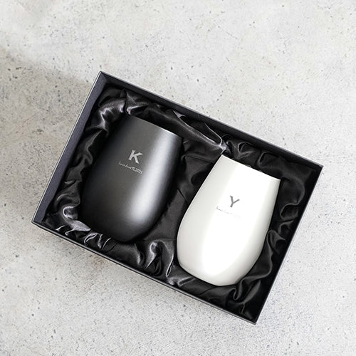 ペアタンブラーWhite&Black(名入れ彫刻付き)